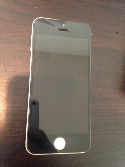 画面がまっくらになったiPhone5S